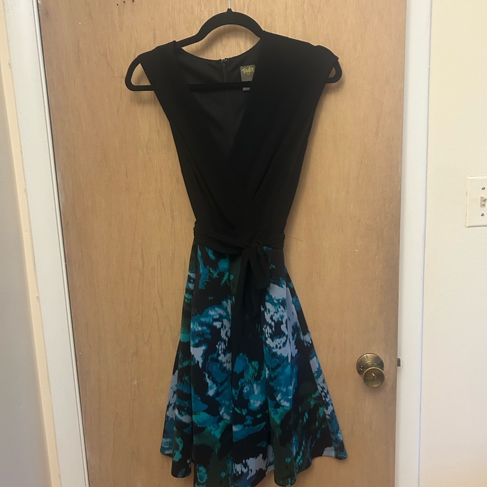 Taylor Black and Blue Patterned Midi Dress